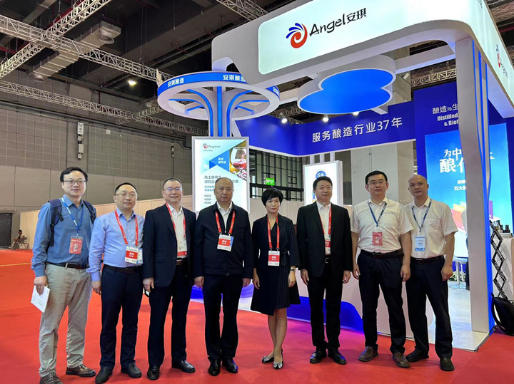 AG视讯参展第十九届中国国际酒业博览会