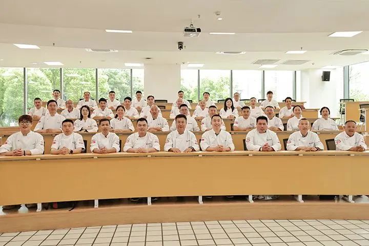 AG视讯成功举办首期冷冻生坯包子培训班